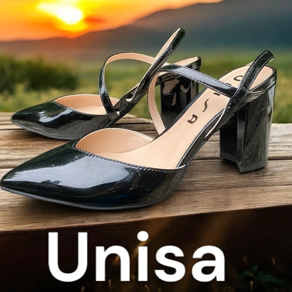 Unisa-New w/o box size7.5 “Marliee” vegan patent point toe w/3.25” block heel